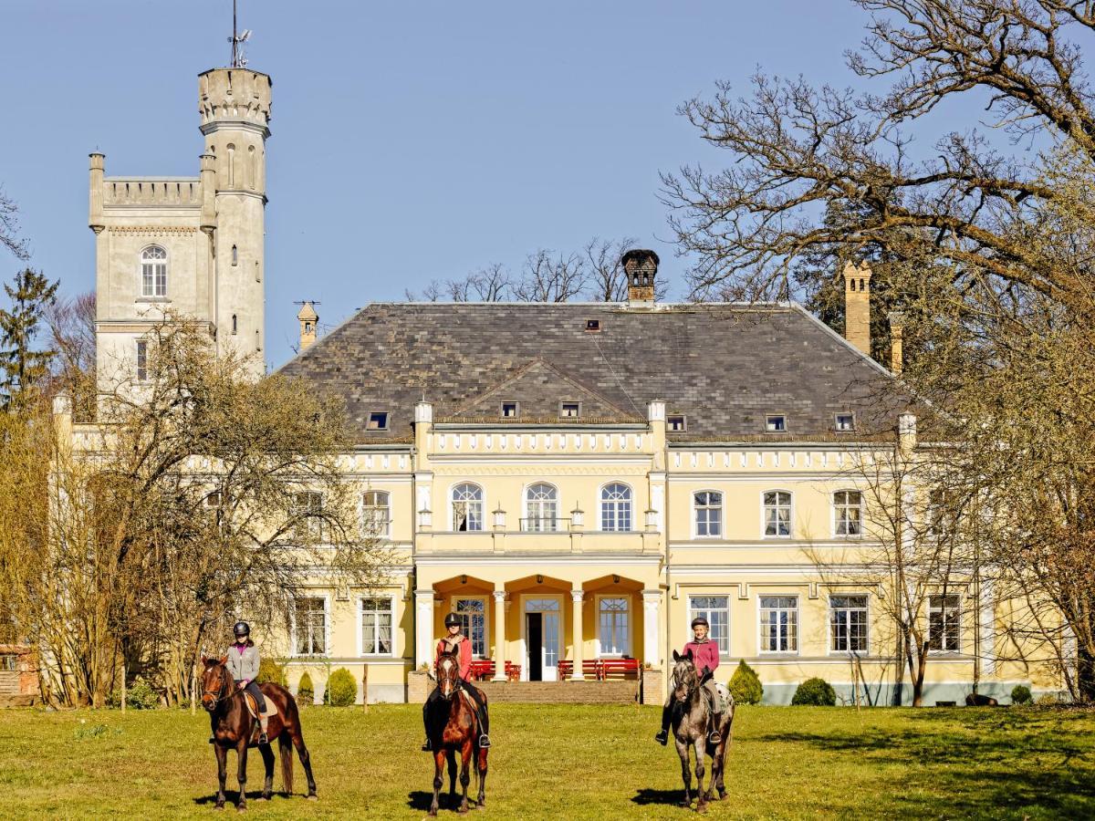 Palac Pensjonat Ptaszynka Gryfice Kültér fotó